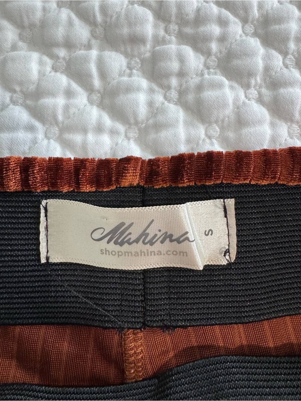 Mahina (local brand in Hawaii) high waisted ribbed flare pants - Picture 4 of 10